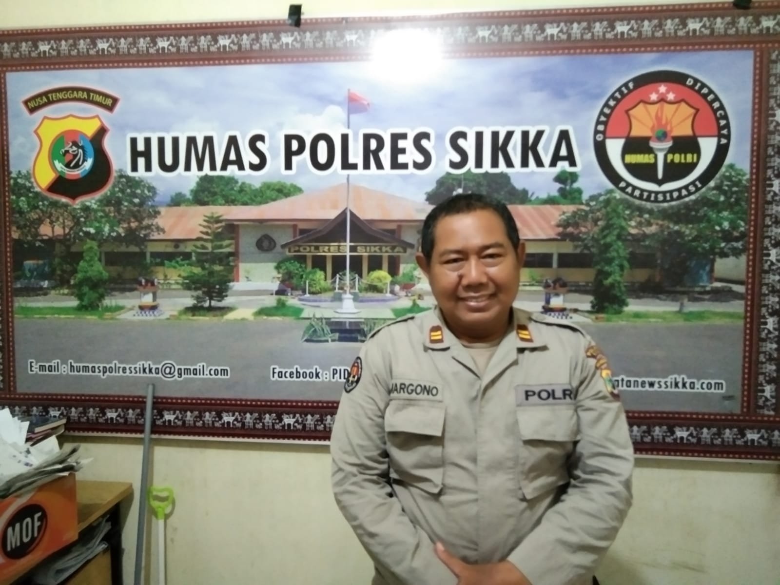 Pohon Reo Tua Tumbang Renggut Nyawa Seorang Perempuan Berusia 25 Tahun Warga Warga yang Sementara Mandi