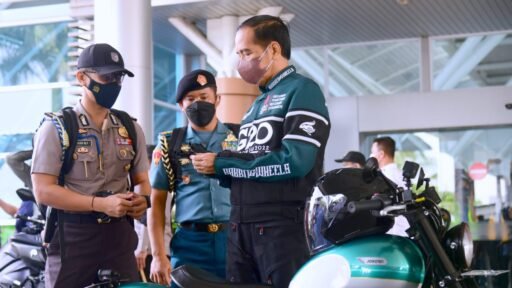 Jaket G20 Jokowi Banyak Slogan dan Simbol Sarat Makna