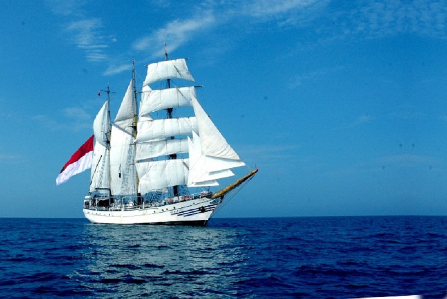 KRI Dewaruci Singgah di Kota Kupang pada 24 Juni, Walhi NTT: Momentum Pemulihan Ekosistem Cendana